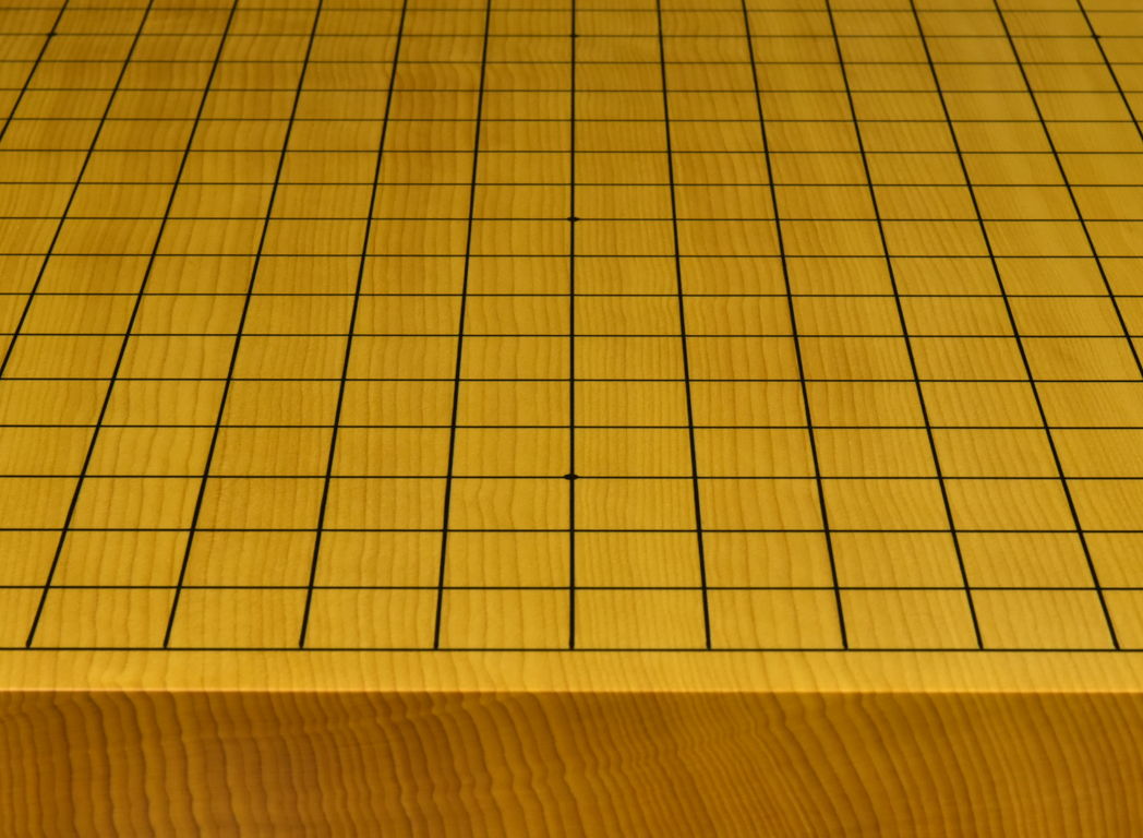 国産本榧足付将棋盤 6寸9分（天地柾） sa60036 | 前川榧碁盤店