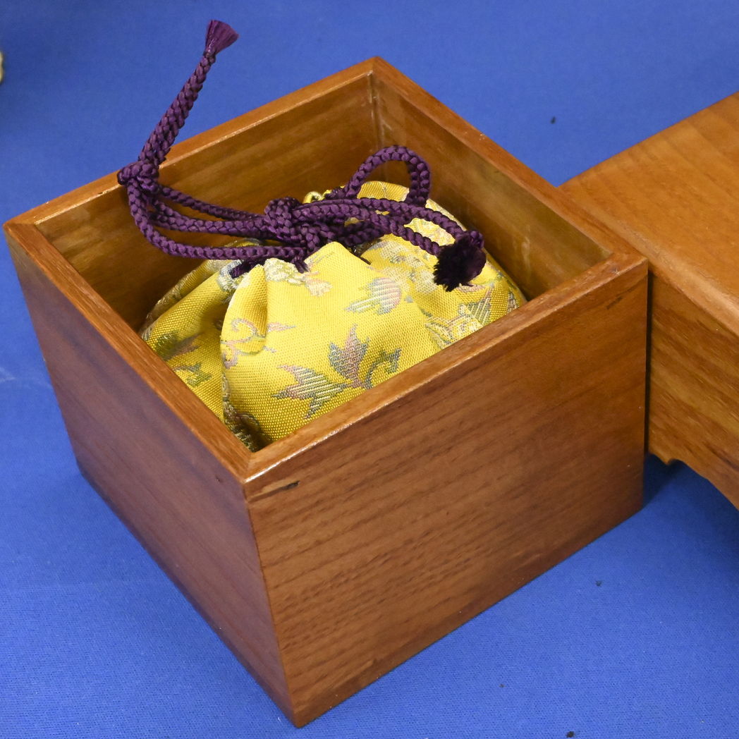 本桑　将棋駒箱　ガラスコート仕上げ 本桑 将棋駒箱 ガラスコート仕上げ